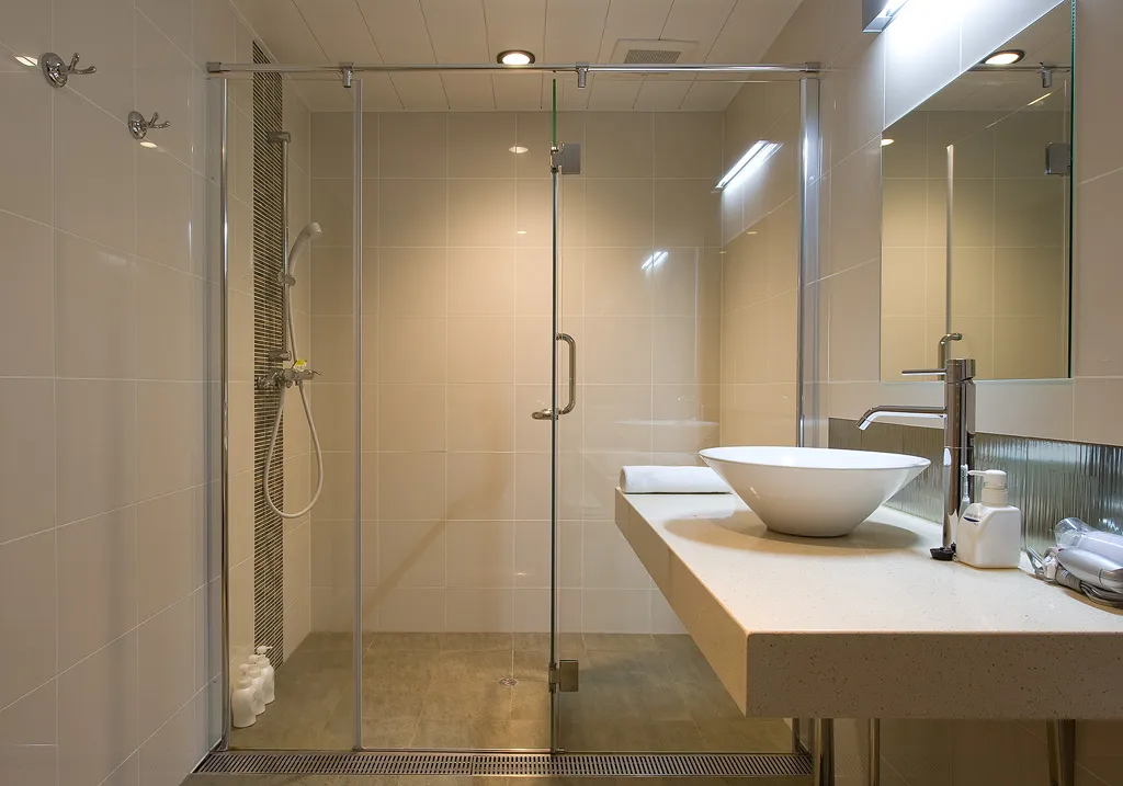 2012-05-04 Cecuko C Interior edits - Glen Claydon Photography